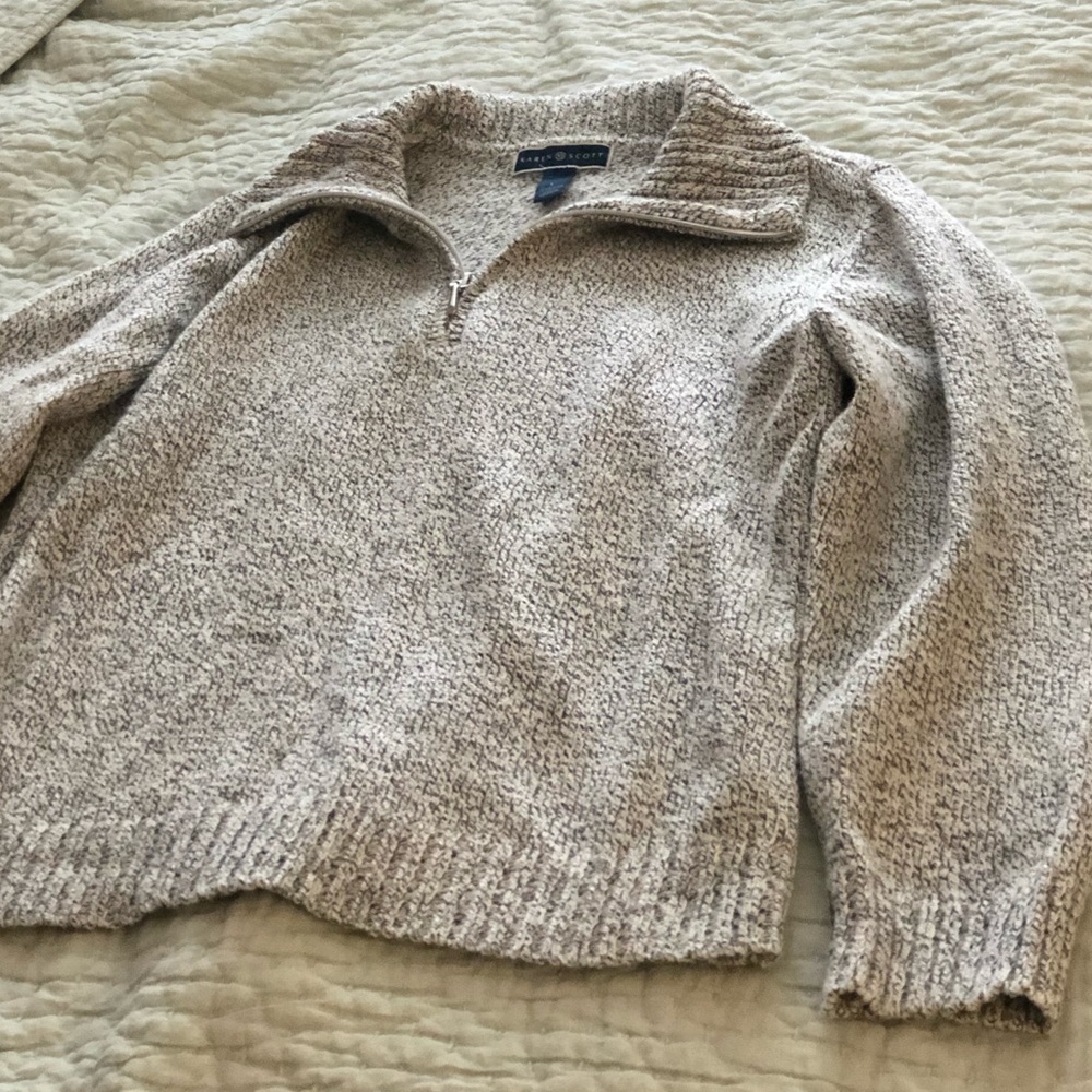 Grey quarter-zip sweatshirt